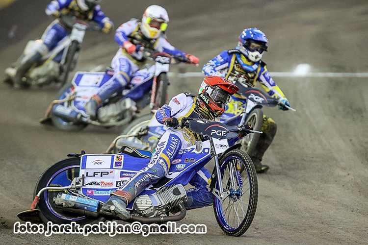 Doyle vor Pedersen und Sayfutdinov