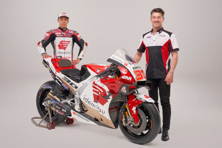 Takaaki Nakagami und Lucio Cecchinello präsentieren das neue Design