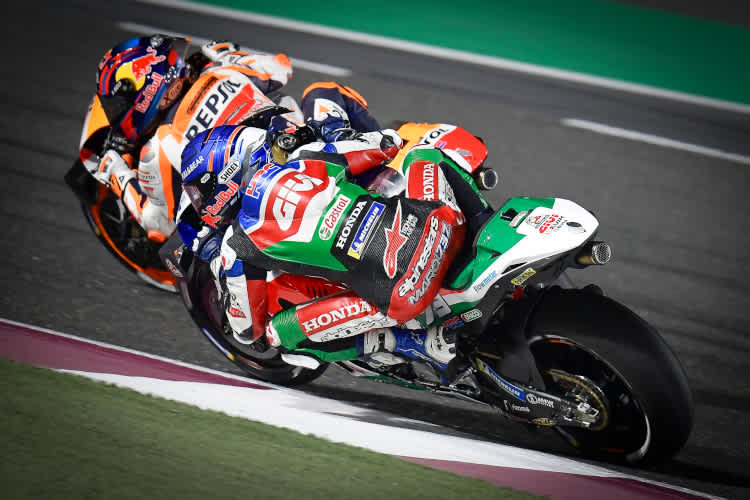 Vor dem Crash: Alex Márquez im Zweikampf mit Honda-Kollege Stefan Bradl