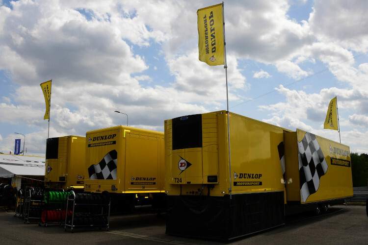 Dunlop bleibt im WM-Paddock stark vertreten