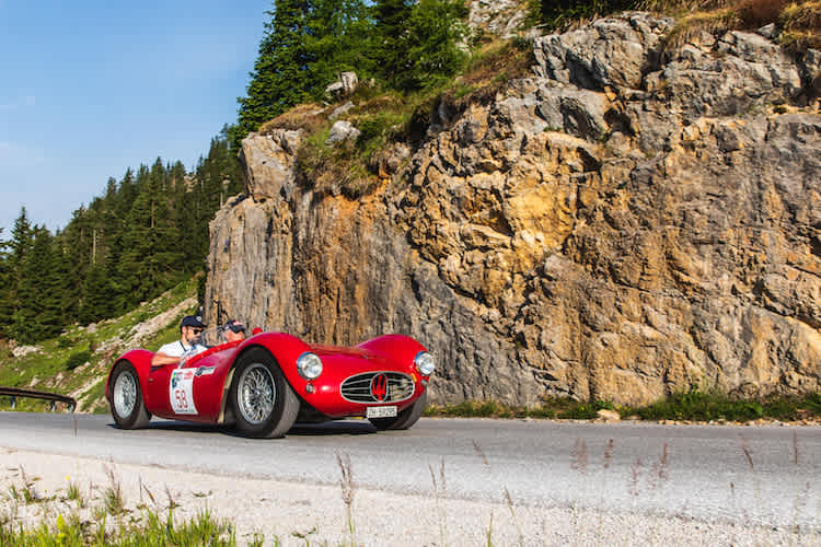 Tolle Landschaft, tolle Autos