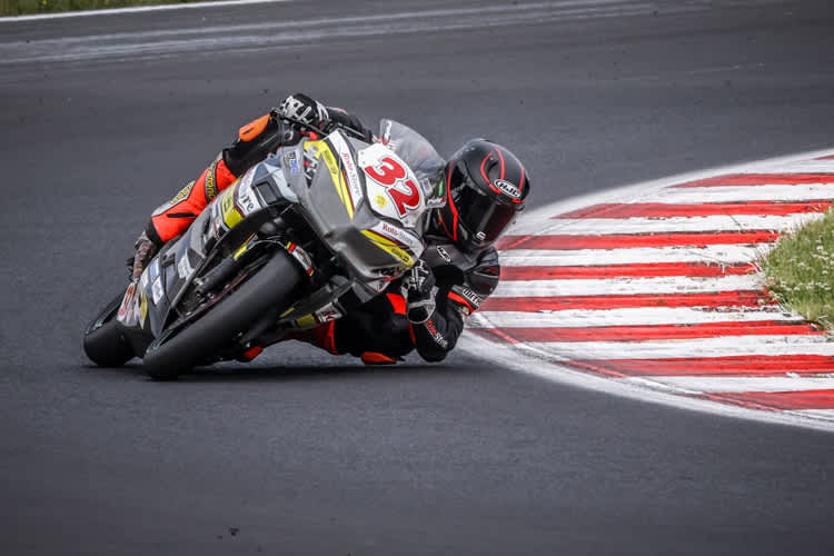 Toni Erhard mit der Kawasaki Ninja 400