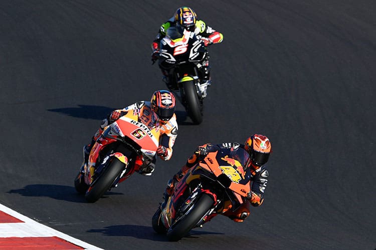 Spannende Fights: Pol Espargaró (44) vor Bradl und Zarco (5)