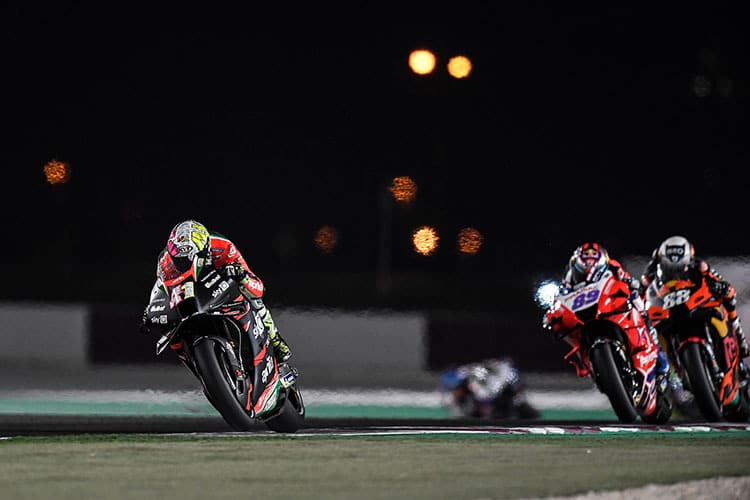 Aleix Espargaró (41) vor Martin (89) und Oliveira (88)