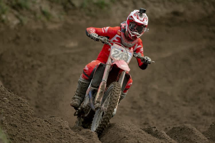 Tim Gajser startet am kommenden Wochenende in Riola Sardo