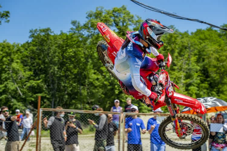 Tim Gajser lieferte in Orlyonok eine überragende Leistung ab