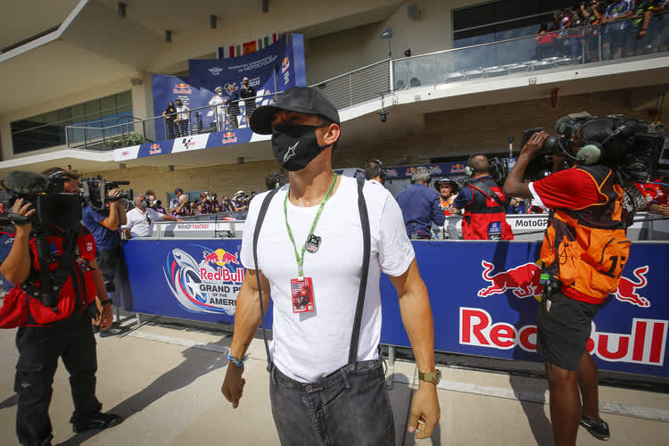 Orlando Bloom - bekannt aus den Filmen "Fluch der Karibik" und "Herr der Ringe" - fieberte in Austin mit