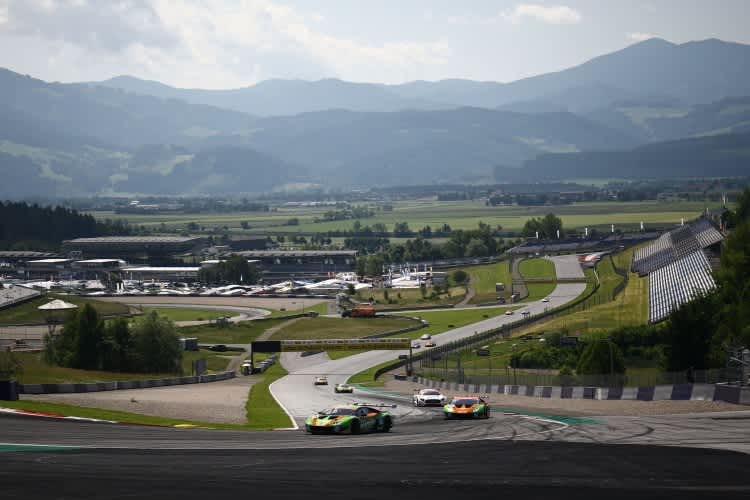 Der Red Bull Ring bietet für die Boliden das ADAC GT Masters immer eine Traumkulisse