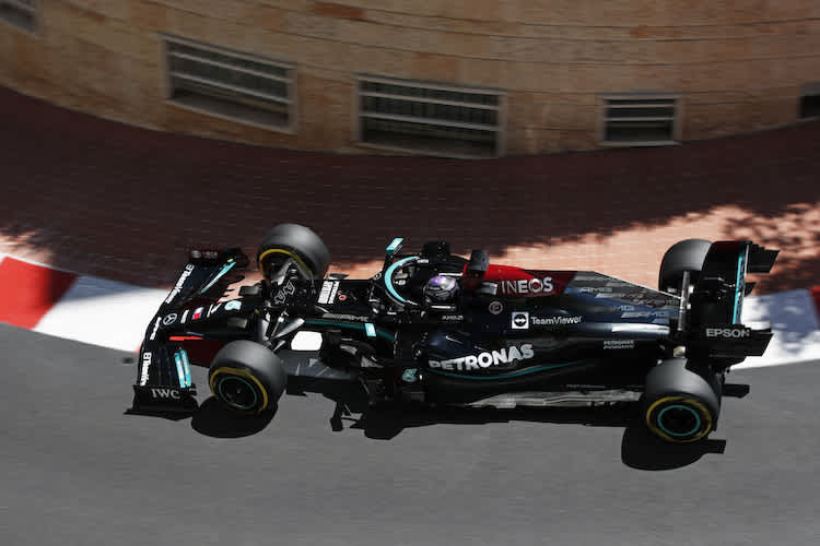 Lewis Hamilton beim Test in Silverstone