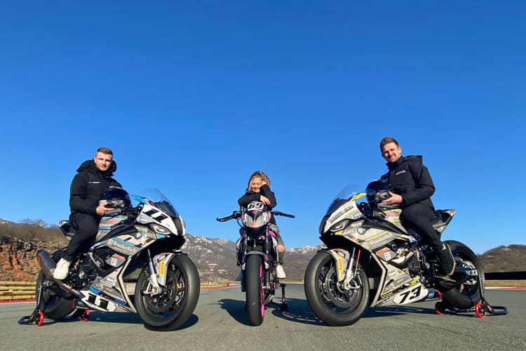 Leon und Jessica Langstädtler und Christof Höfer (v.li.)