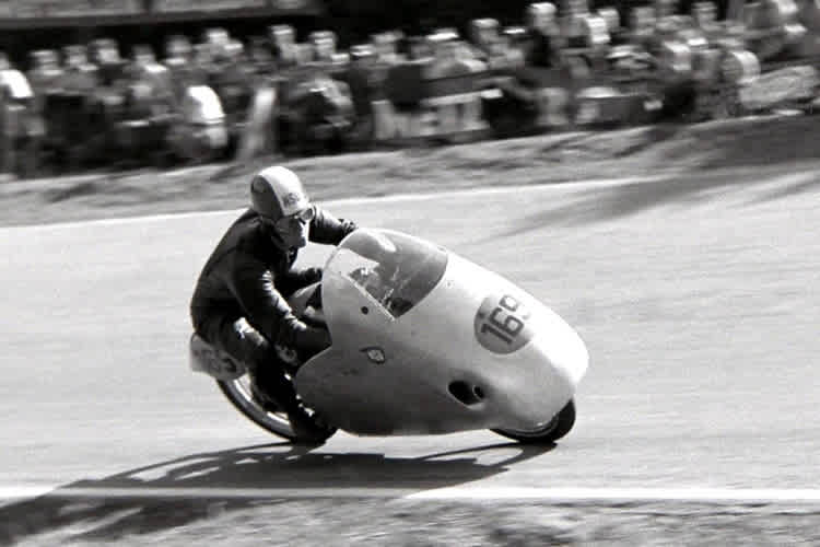 Rupert Hollaus 1954 auf der Solitude mit einer NSU 125