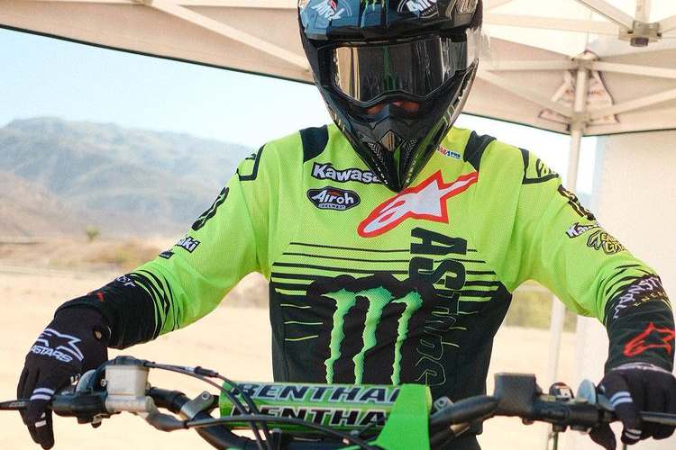 Jason Anderson in grün