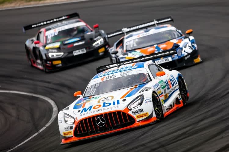Einer der beiden Mercedes-AMG GT3 von Zakspeed aus dem ADAC GT Masters