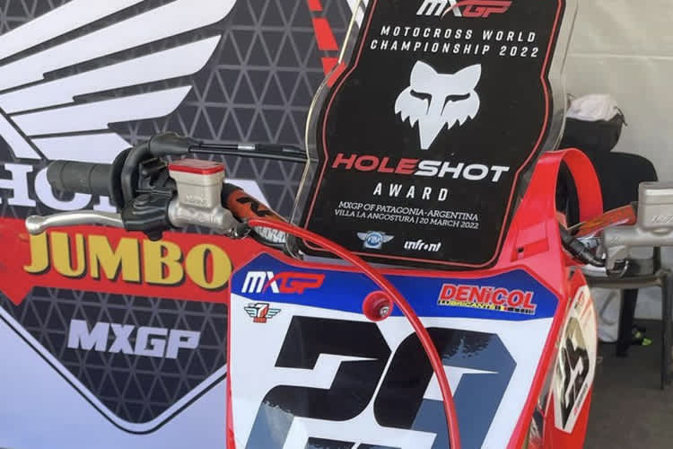 Henry Jacobi gewann dieses Jahr schon 3 Holeshot Awards