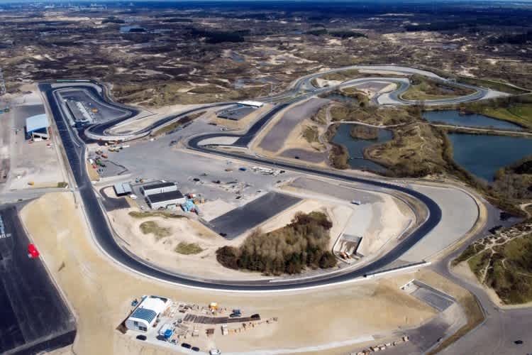 Blick von oben auf die Strecke in Zandvoort
