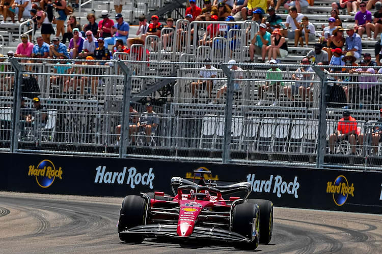 Der neue Helm von Charles Leclerc