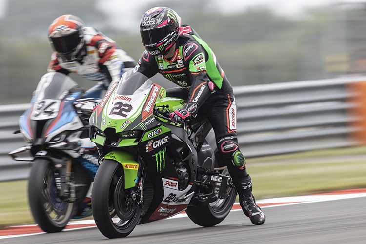 Alex Lowes (22) im Bremsduell mit Jonas Folger
