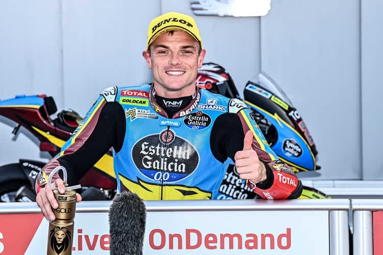 Sam Lowes wurde seiner Favoritenrolle gerecht
