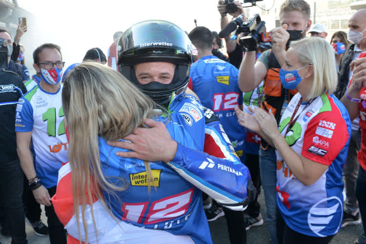 Emotionale Szenen zum Abschied von Tom Lüthi: Valencia 2021