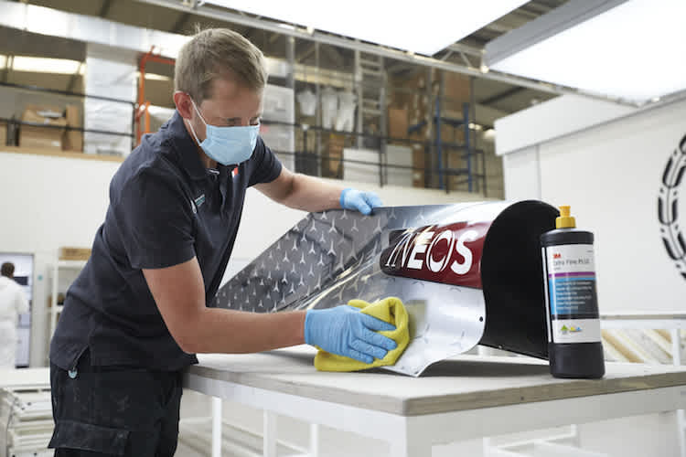 Maske tragen gehört schon zur Normalität