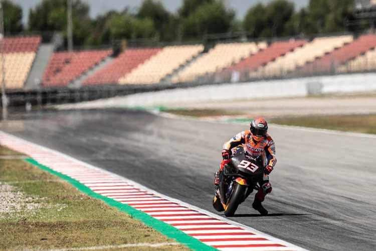 Marc Márquez mit dem schwarzen Testbike 