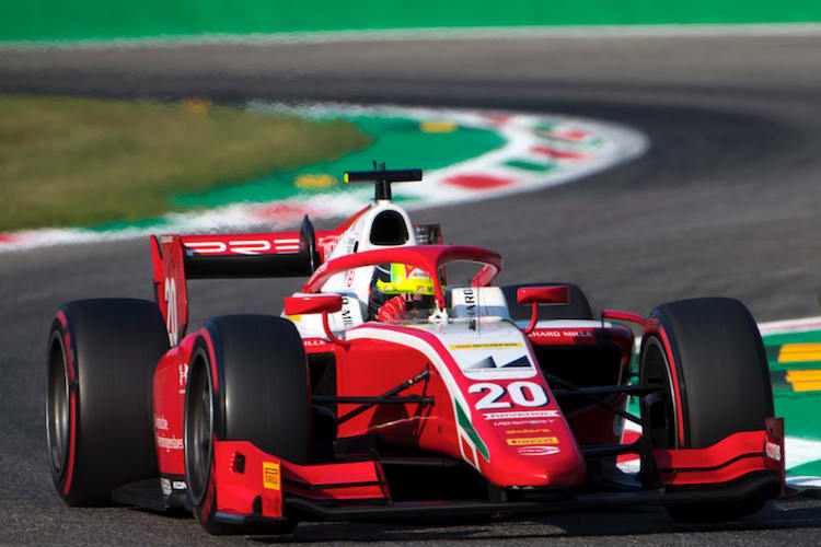 Mick Schumacher fährt zum Sieg