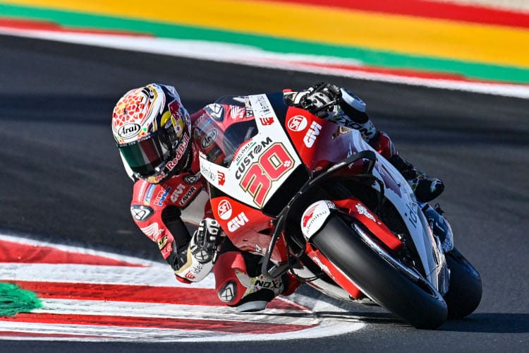 Takaaki Nakagami begann den Renntag mit Bestzeit