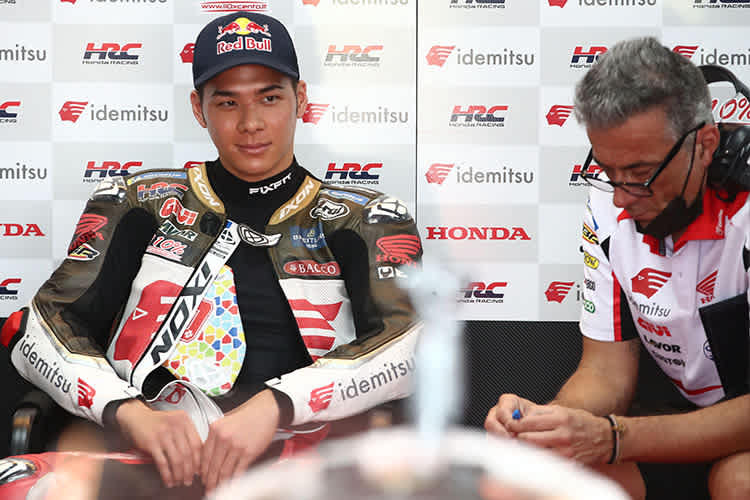 Takaaki Nakagami mit Crew-Chief Giacomo Guidotti