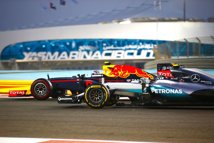 Max Verstappen gegen Nico Rosberg in Abu Dhabi 2016