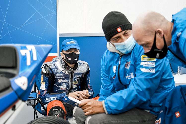 Noel Willemsen (li.) grübelt