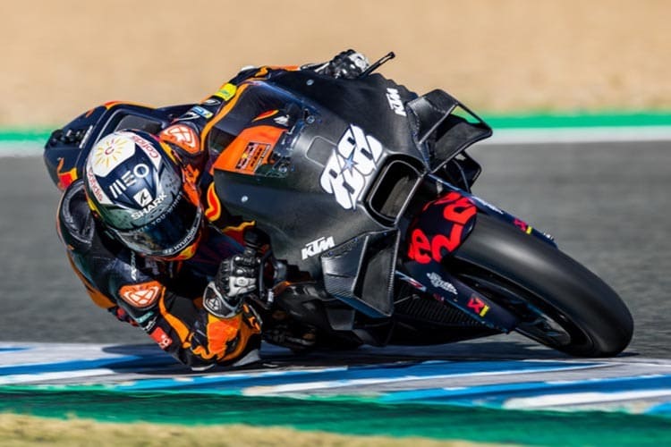 Miguel Oliveira mit dem 2022-Prototyp der KTM RC16 beim Jerez-Test im November 