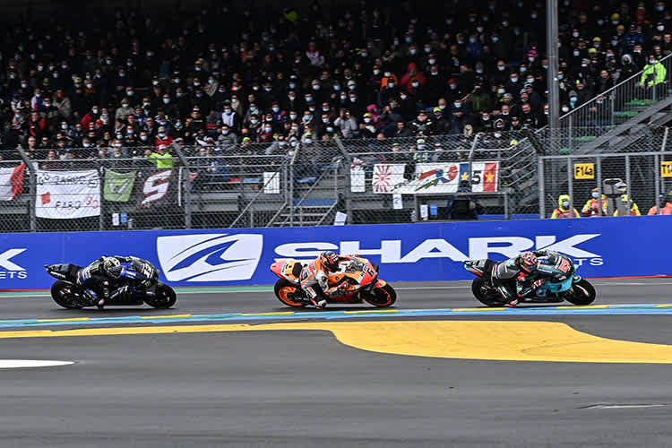 In bester Gesellschaft von zwei Saisonsiegern: Vorne Quartararo, dann Bradl und Viñales