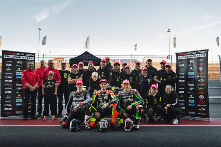 Teamwork bei Racefoxx Endurance