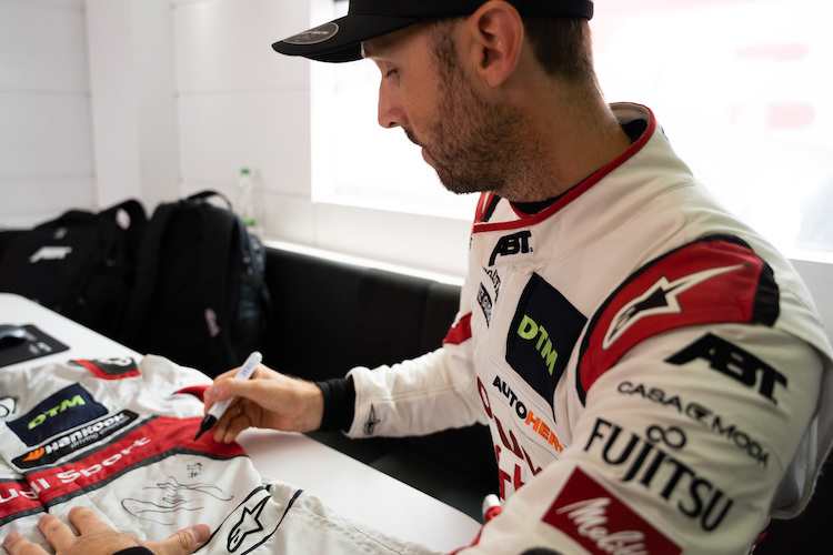 Hauchdünn: René Rast siegt am Lausitzring