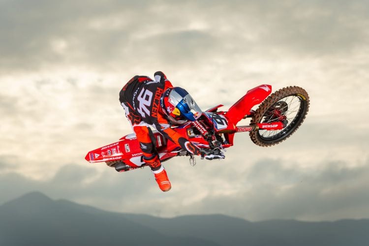 Ken Roczen auf der 22er Honda