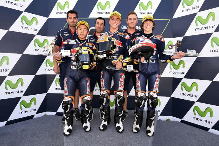 Dramatisches Finale des zweiten Red Bull Rookies Cup-Rennen auf dem Sachsenring