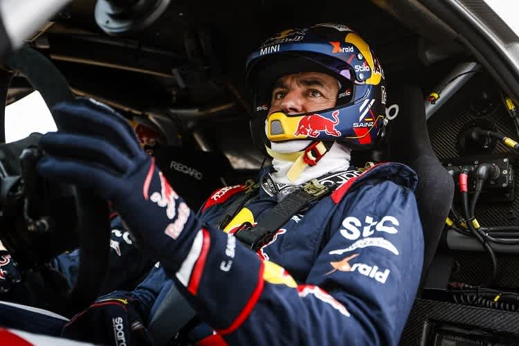 Vorjahrerssieger Carlos Sainz im Mini