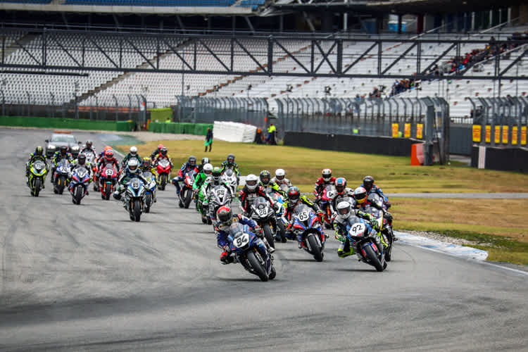 Start ins Superbike-Rennen