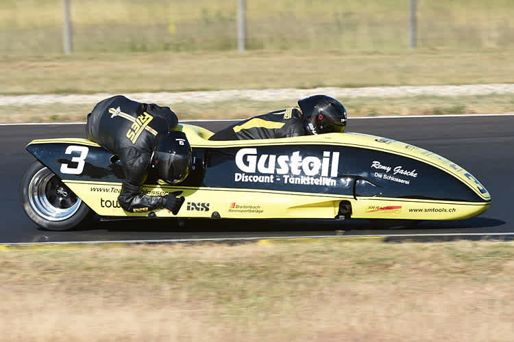 WM-Leader Markus Schlosser/Marcel Fries (CH) auf LCR Yamaha
