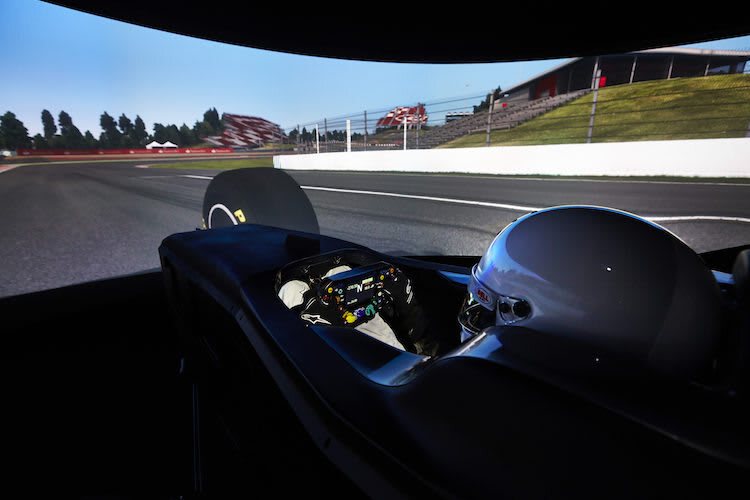 Der Mercedes-Rennsimulator in Brackley
