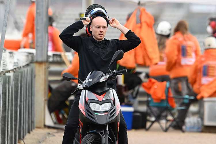 Bradley Smith am 7. November als Zuschauer bei Algarve-GP