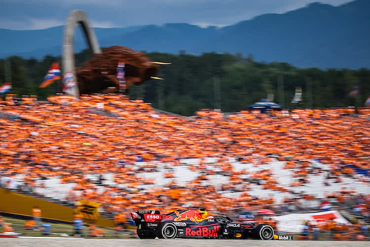 Max Verstappen erntete im vergangenen Jahr in Spielberg zwei Siege und viel Jubel 