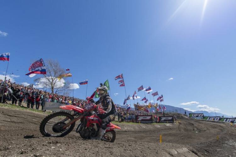 Tim Gajser vor seinen Fans