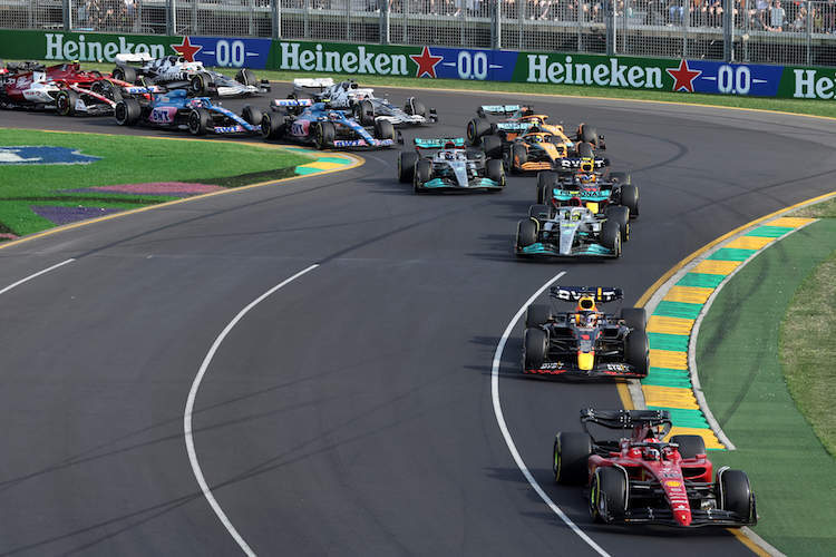 Nach dem Start zum Grossen Preis von Australien