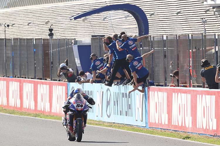 Toprak Razgatlioglu gewann sein 14. Superbike-Rennen