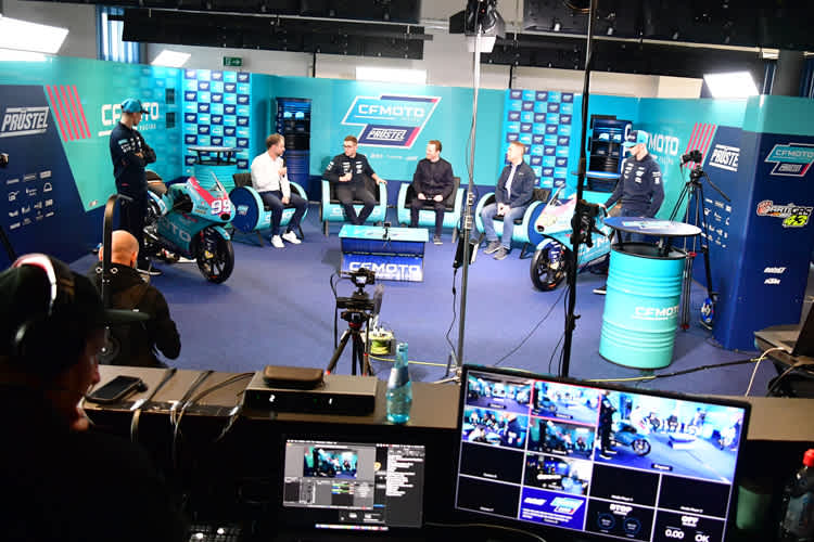 Die Teamvorstellung wurde live vom Sachsenring übertragen