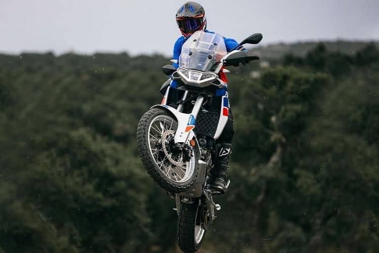 Aprilia Tuareg 660: Im Video zeigt wird uns gezeigt, was ein Könner damit anstellen kann 