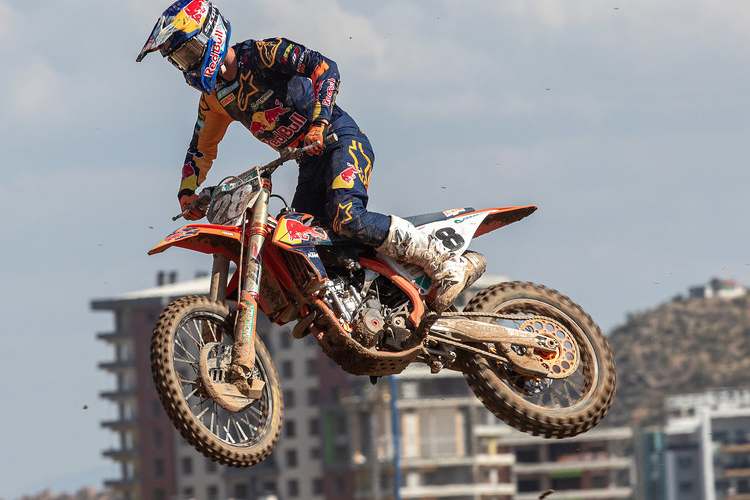 Tom Vialle gewann das Mittwochsrennen in Afyon