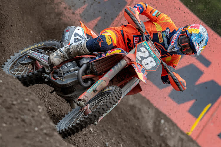 Tom Vialle gewann den ersten Lauf in Pietramurata