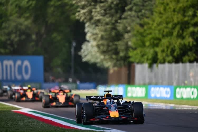 Verstappen muss sich vor McLaren halten, will er seine Titelchancen wahren